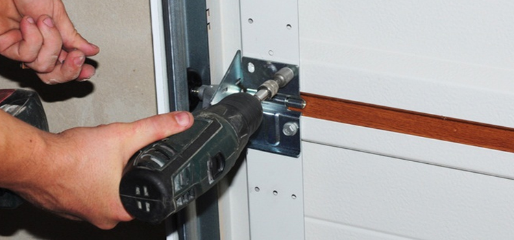 residential garage door service in Adelaide